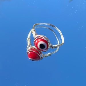 super cute red evil eye silver wire ring!!
